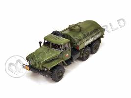 Готовая модель Бензозаправщик Урал-4320 в масштабе 1:72