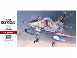 Склеиваемая пластиковая модель Палубный штурмовик ВМС США A-4M Skyhawk. Масштаб 1:48