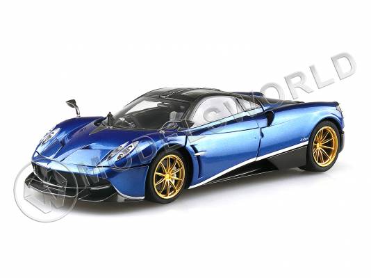 Склеиваемая пластиковая модель автомобиль Pagani Huayra Pacchetto Tempesta. Масштаб 1:24
