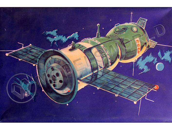 Склеиваемая пластиковая модель Космический корабль Союз (Огонёк). Масштаб 1:30 - фото 1
